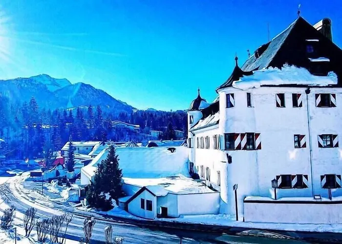 Family Hotel Schloss Rosenegg